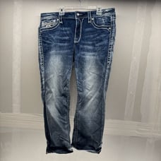 ROCK REVIVAL Women's AUDRINA Mid-rise Curvy Capri Blue Denim Jeans Sz 32x24 NWT