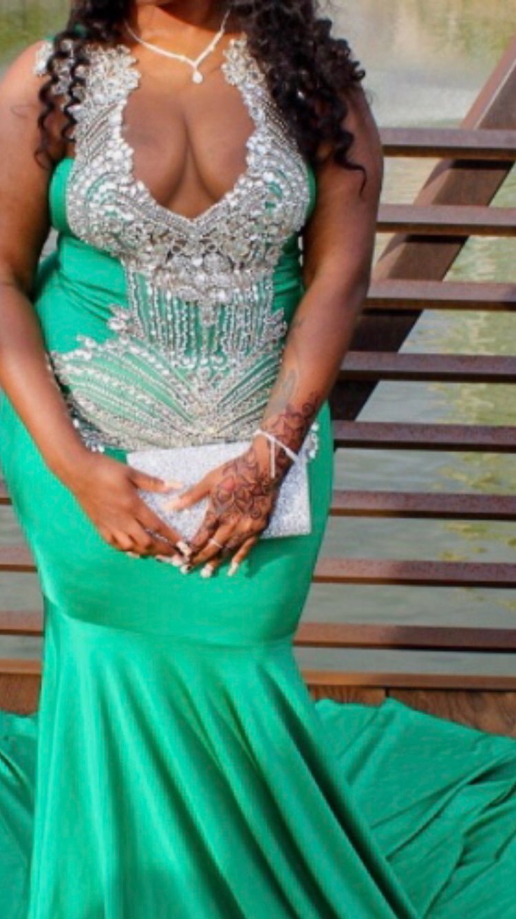 Prom dress