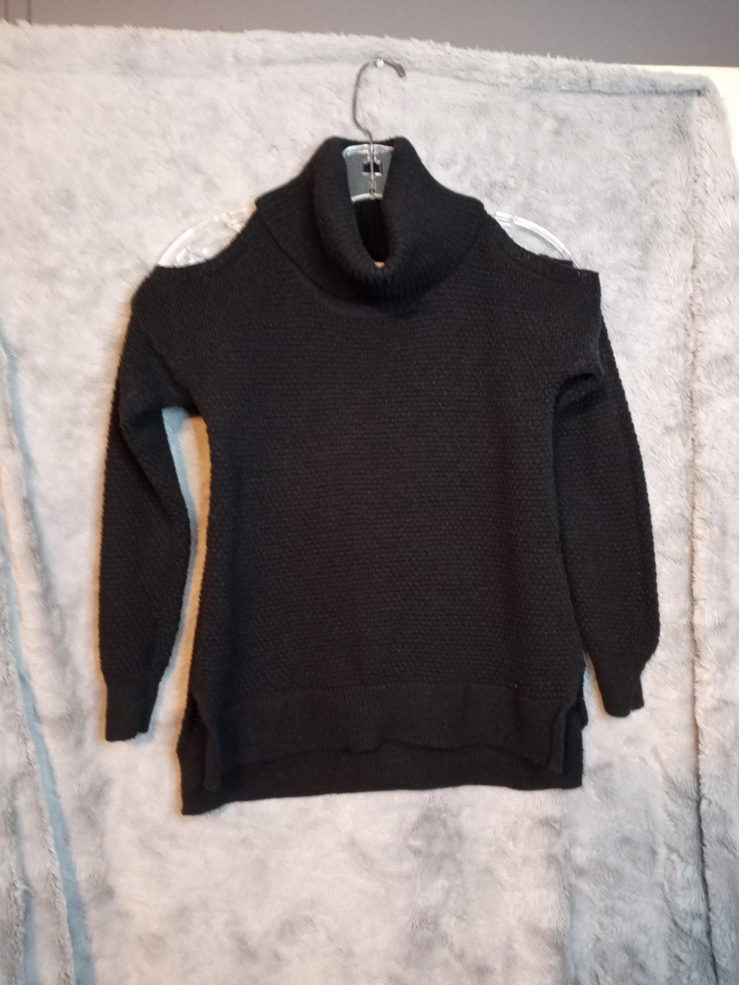 HOLLISTER Cold Shoulder Cowl Neck Sweater