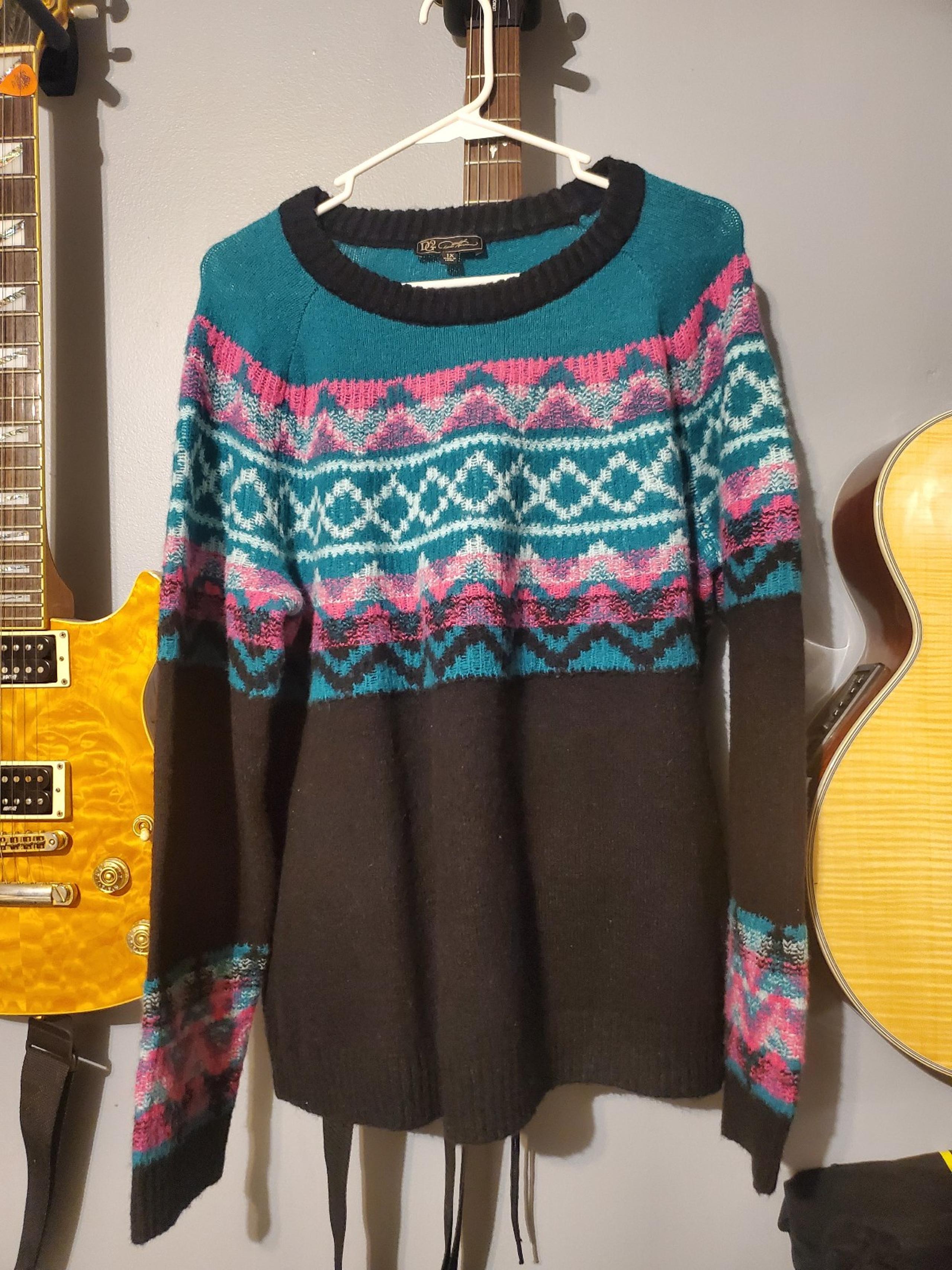 DG2 sweater size 1X