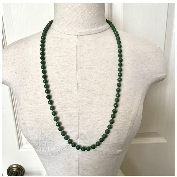 Vintage jade knotted necklace