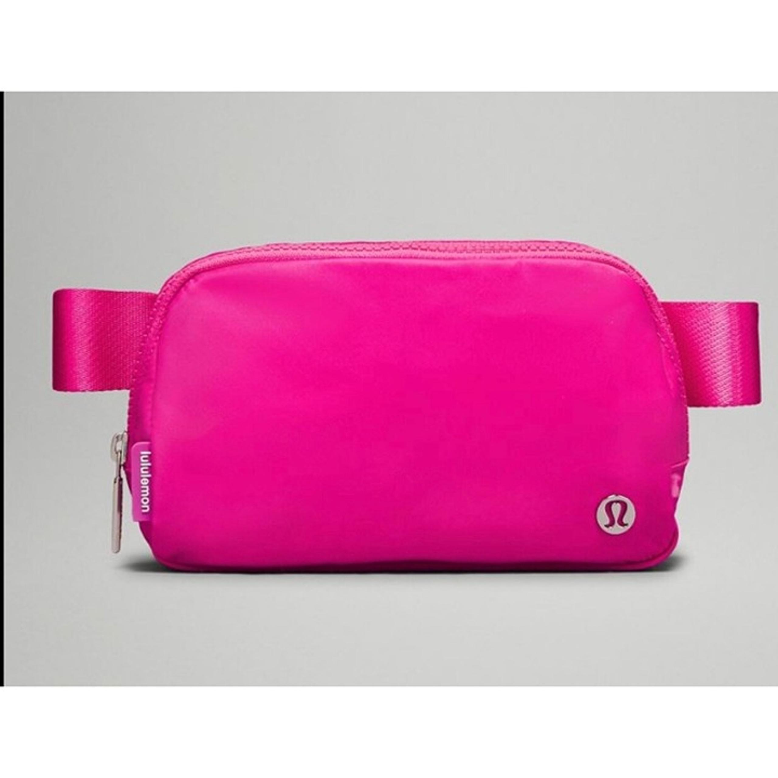 Nwt Lululemon Everywhere Belt Bag  1 L Sonic Pink