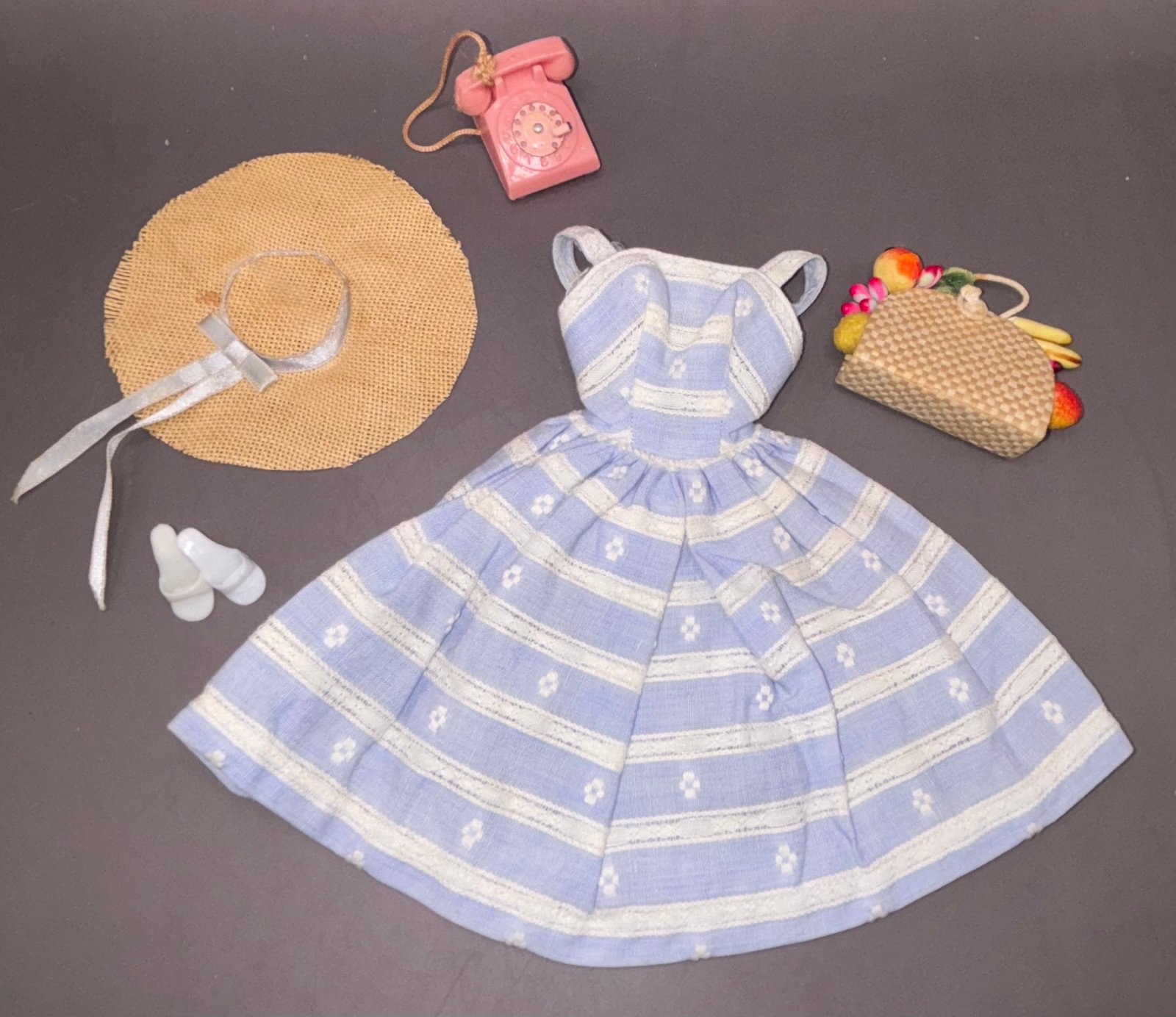 Vintage Barbie 1960 Suburban Shopper Near Complete 969 Dress Phone Straw Purse