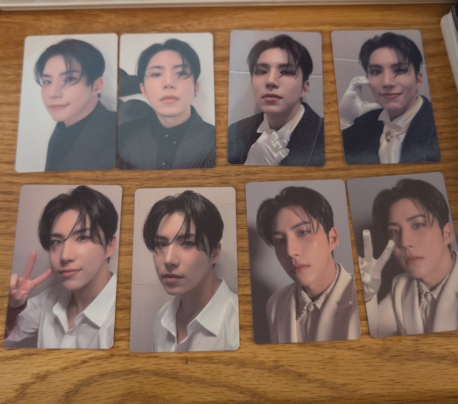 A.C.E Wow Pinata album Photocard set