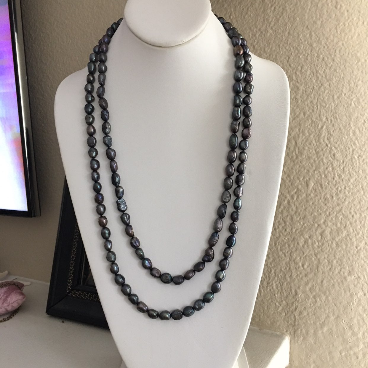 Peacock grey freshwater pearl necklace