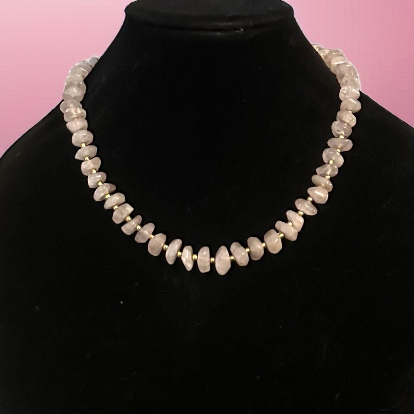 Vintage rose quartz chip bead necklace