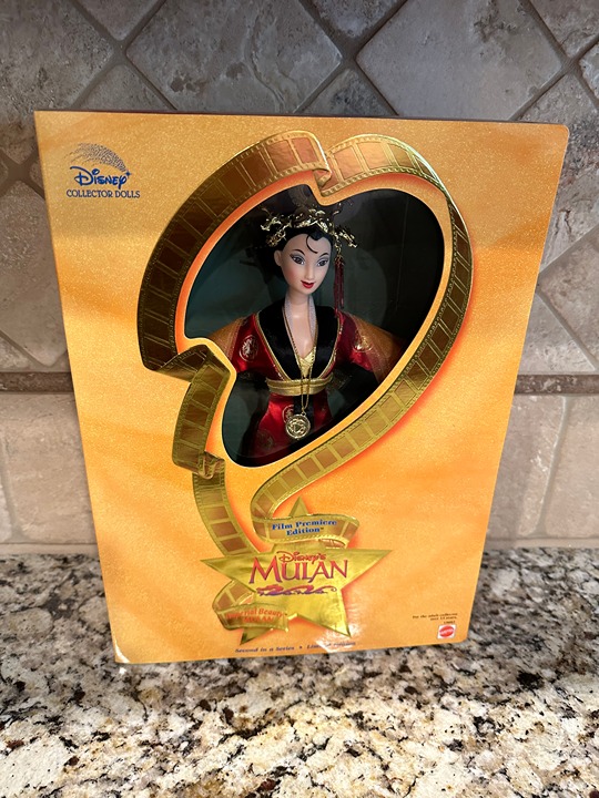 Disney Mulan - Collector Barbie Doll Imperial Beauty Mulan Film Premiere Edition