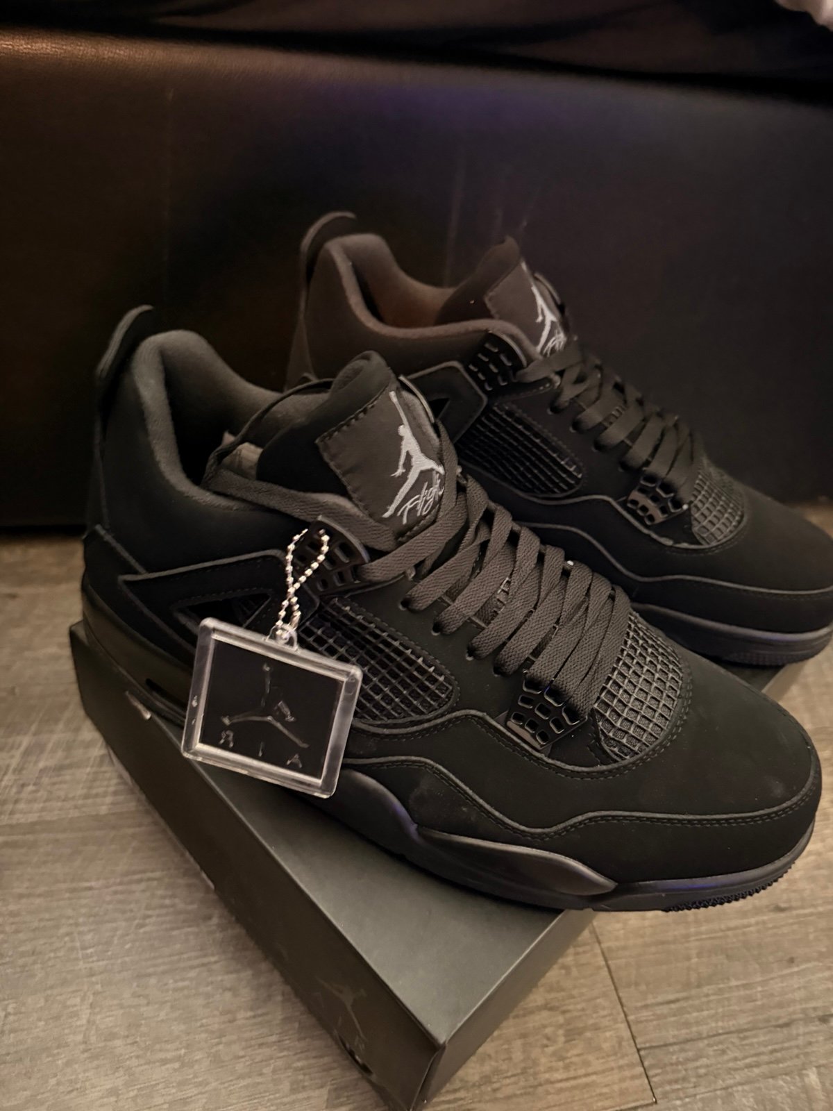 Air Jordan 4 Retro 'Black Cat' 2020