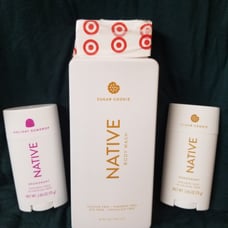 NEW Native Limited Edition Holiday Scents Gumdrop and Sugar Cookie Set