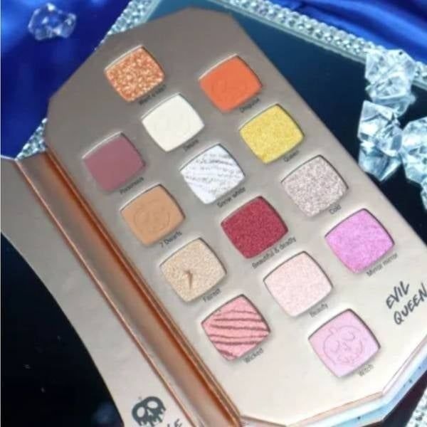 Essence X Disney Villians Evil Queen Eyeshadow Palette