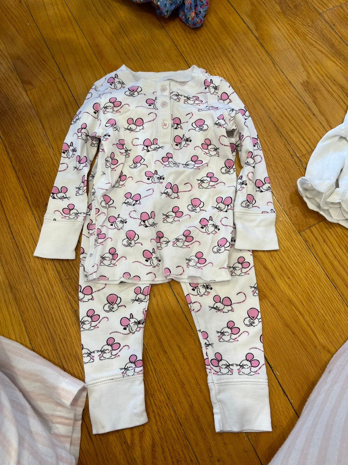 Roller rabbit mice pajamas 12-18 months
