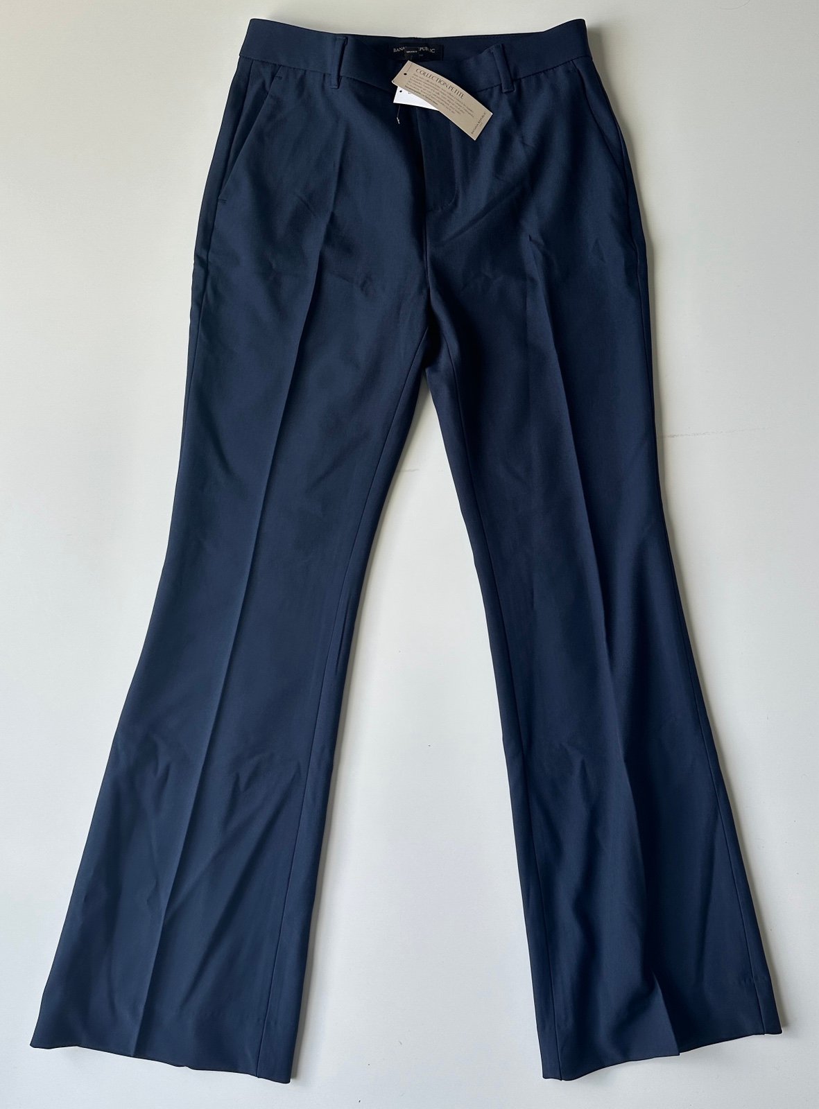 NWT Banana Republic Petite Blue Bootcut Fit Pleated Work Dress Pants Women’s 2P