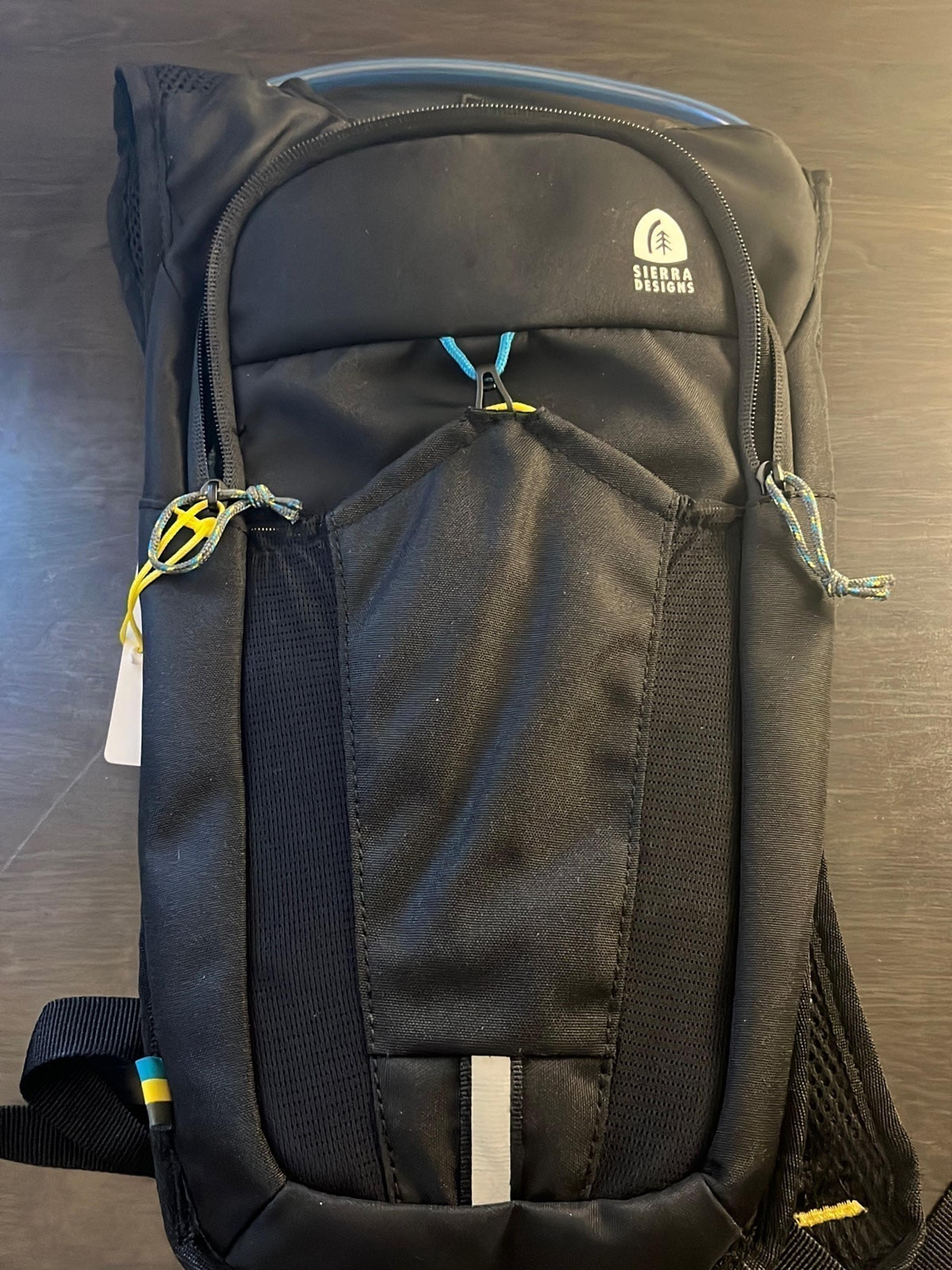 Sierra Designs® Flagstaff 4L Hydration Pack