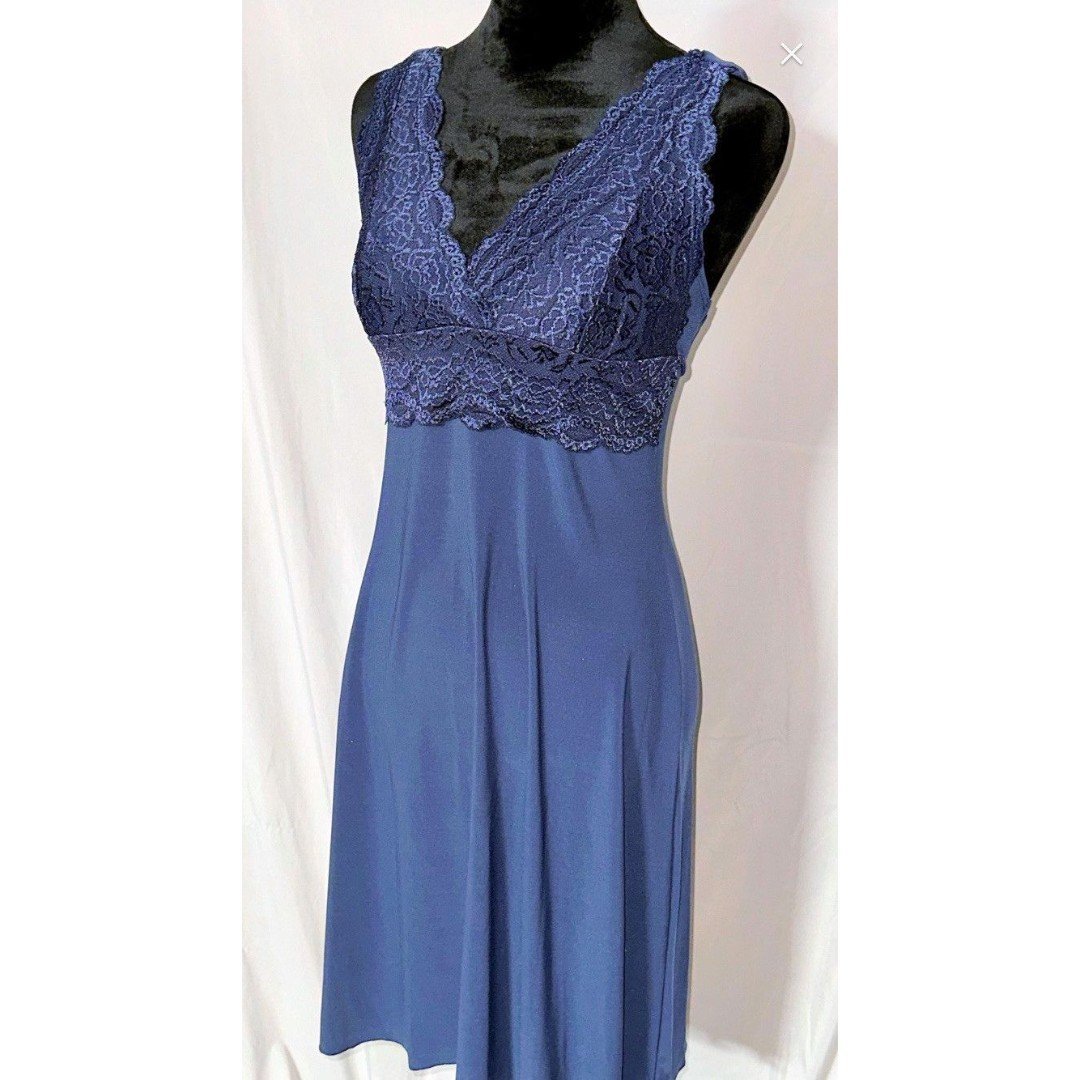 B Moss Black Vintage 1990 Lace Top Tie Back Deep Plunge Bodice Cocktail Dress, M