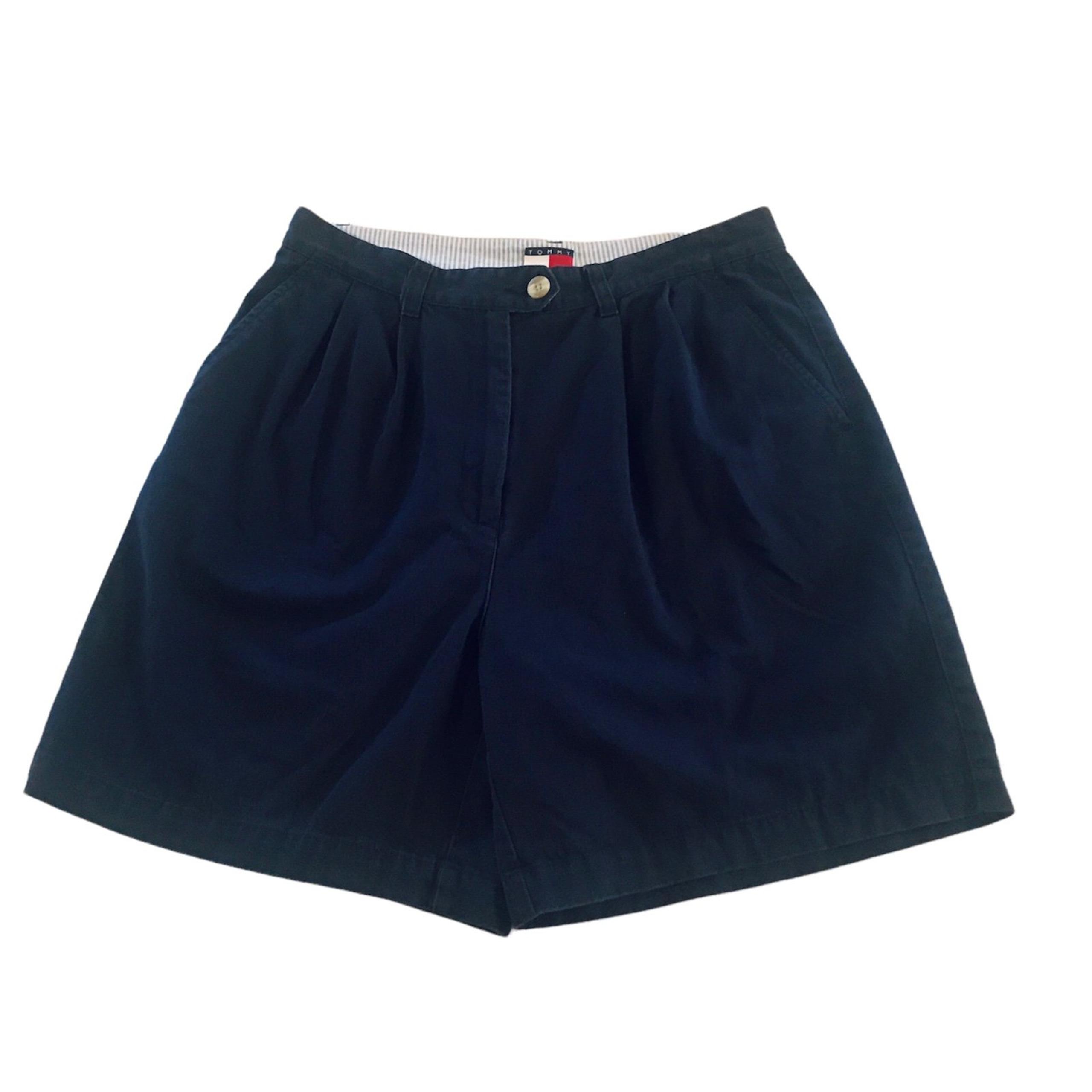Tommy Hilfiger Vintage 90’s Navy Blue High Waisted Shorts size 12.  Great condit