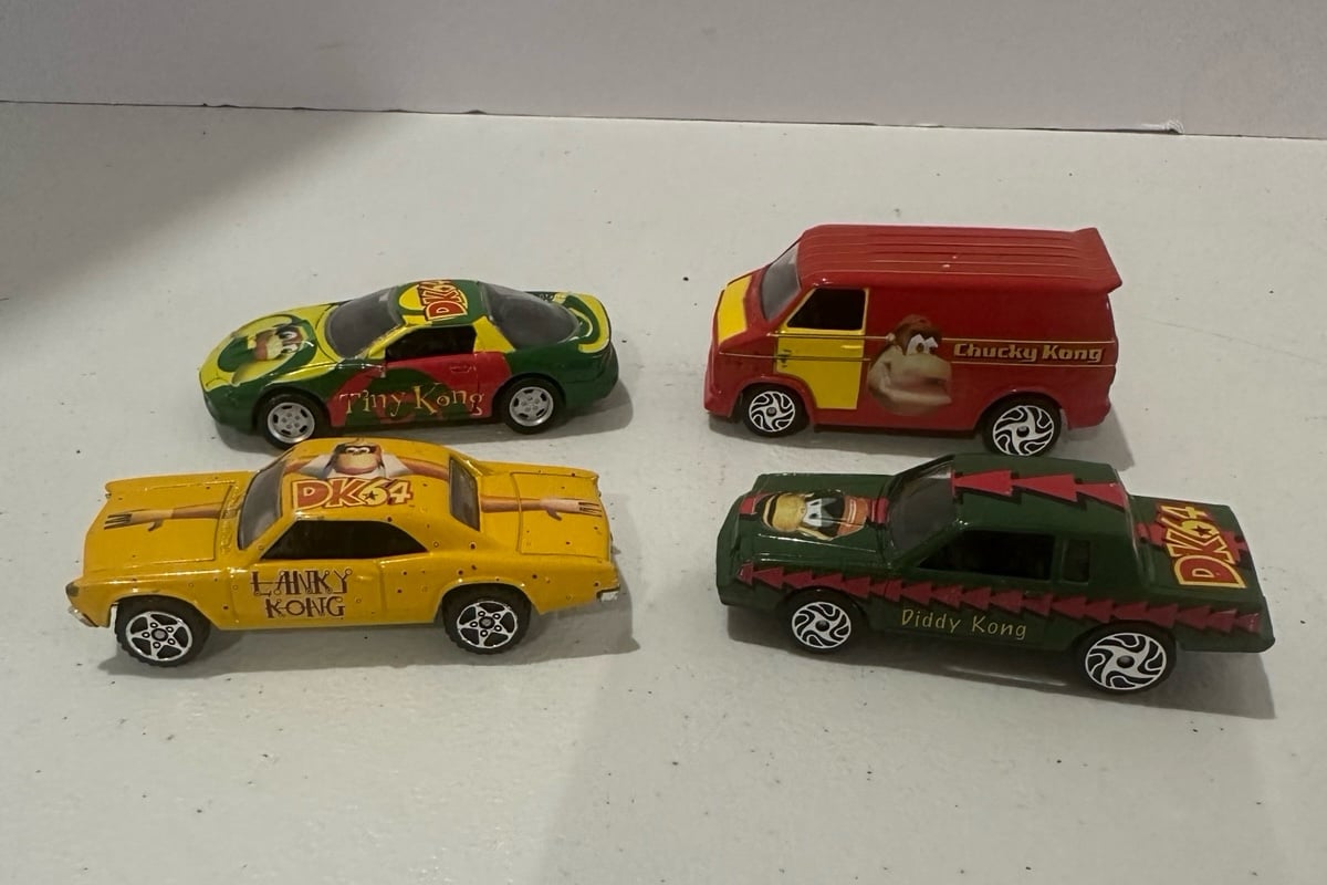 Nintendo Racing Champions Donkey Kong DK64 Tiny Kong - Hot Wheels Car lot of 5