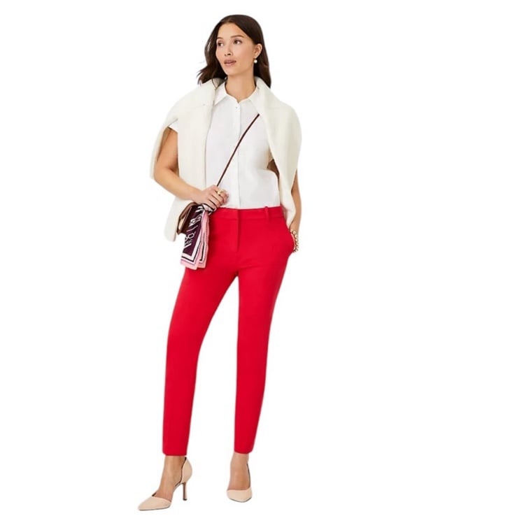ANN TAYLOR ‘Eva’ Ankle Pant in Knit Twill In Cardinal Red