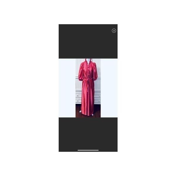 Vintage Miss Elaine Fuchsia Ruffle accent Robe Original Synthetic 1970s size Me