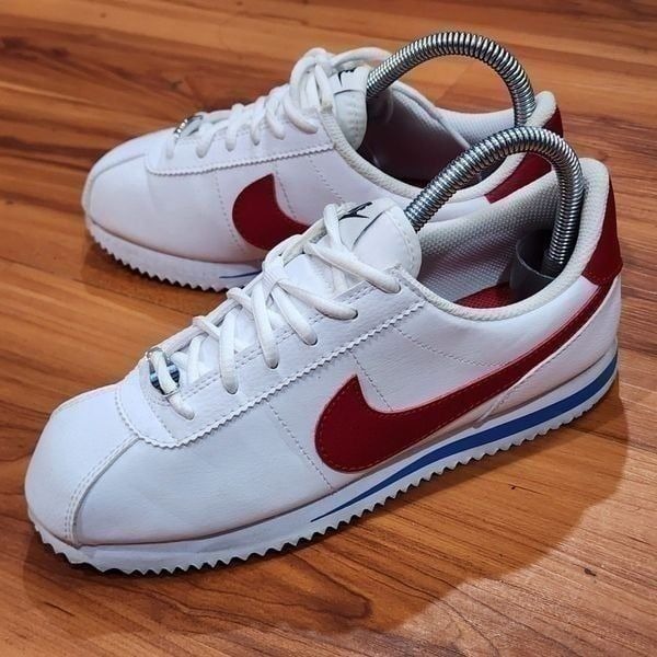 NIKE CORTEZ - Womens Sneakers - SIZE 7