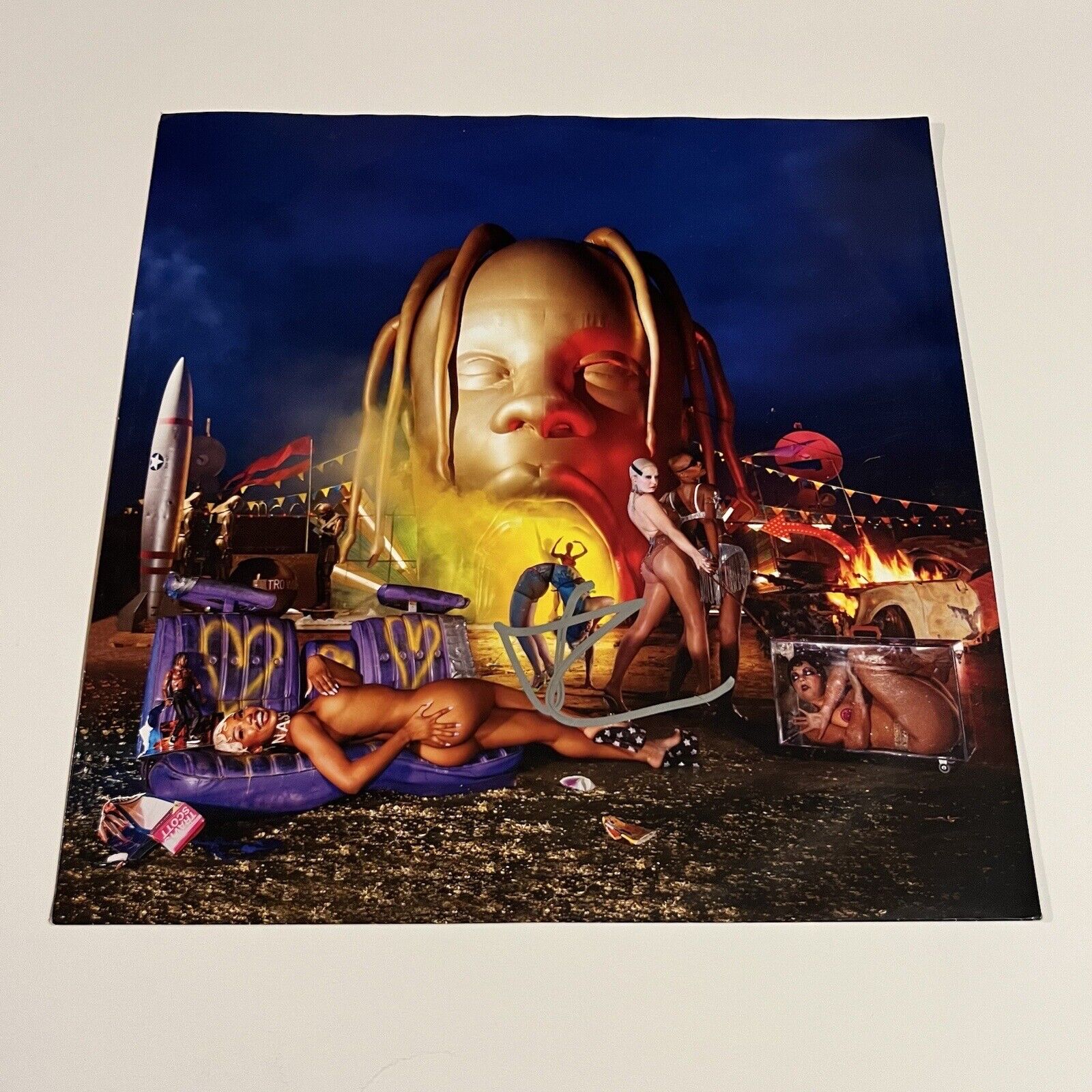 TRAVIS SCOTT SIGNED ASTROWORLD VINYL RECORD SLEEVE JSA COA LOA
