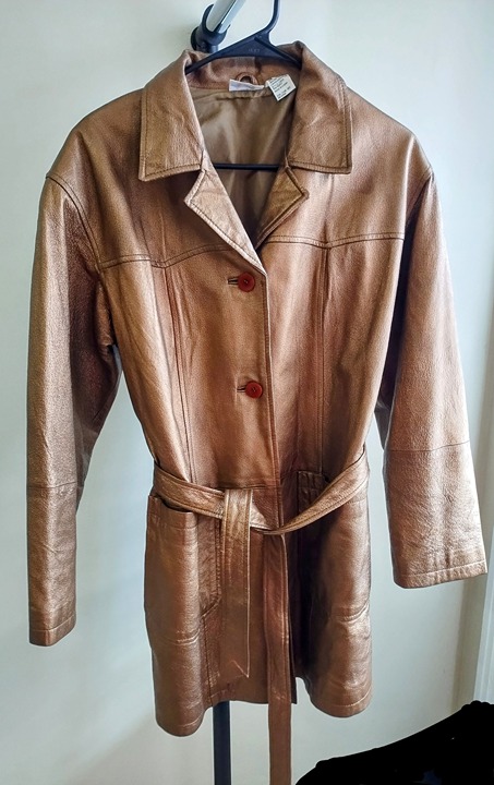 Newport News Gold Genuine Leather 3/.25 Trench Coat Jacket Womens Sz S Vintage