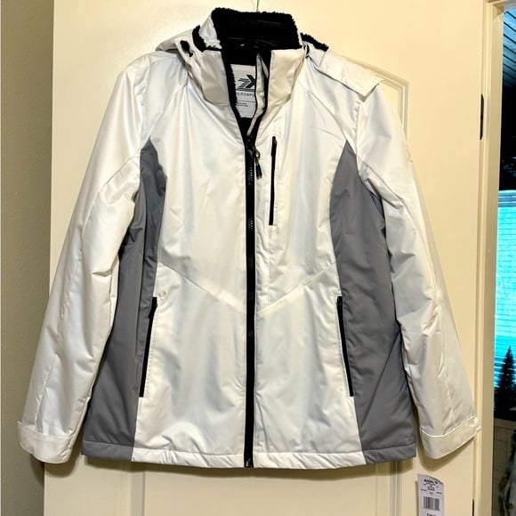 Brand New Ladies Size L White & Grey Zeroxposur Coat