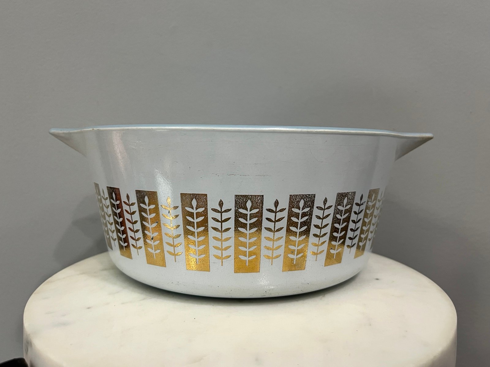 Vintage 1961 Pyrex 475-B Gourmet Gold Delphite Blue Casserole 2 Quart - No Lid