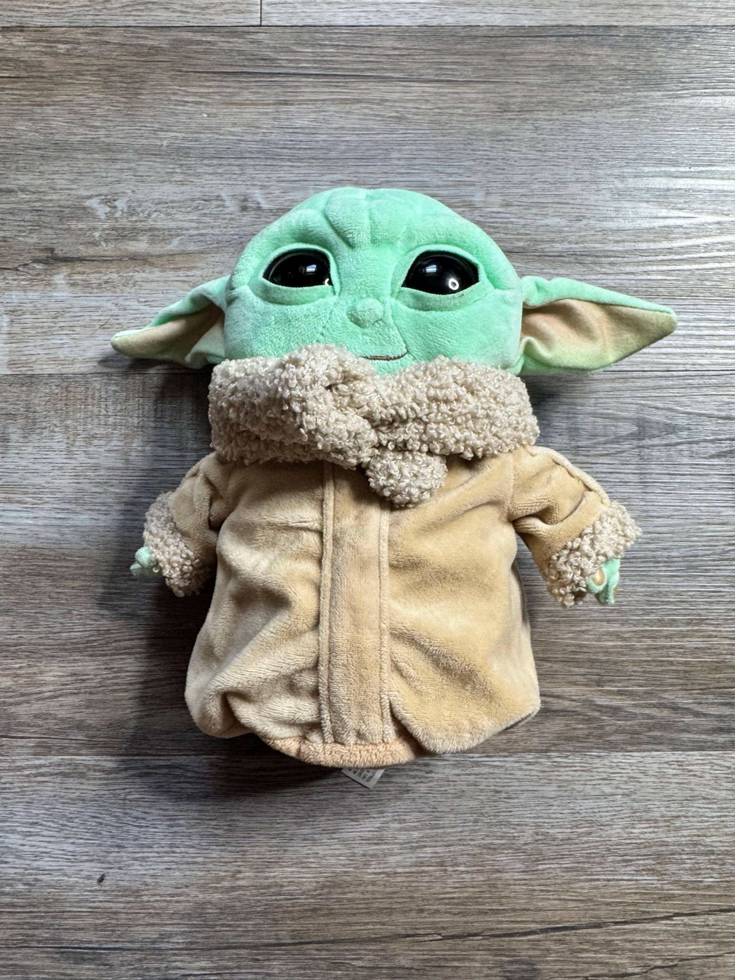 Mattel Star Wars The Mandalorian: The Child 8" Baby Yoda Stuffed Plush Animal