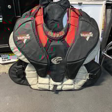 Vaughn velocity 7000 goalie chest protector