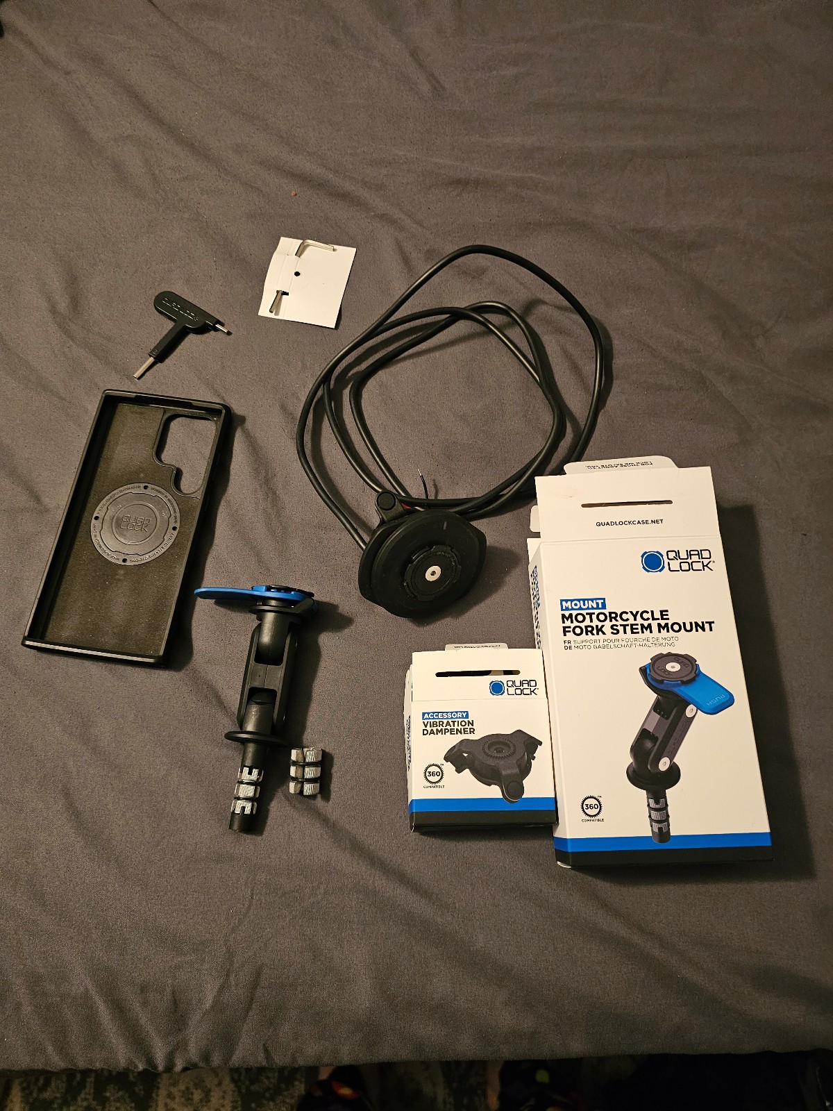 Quadlock phone mount
