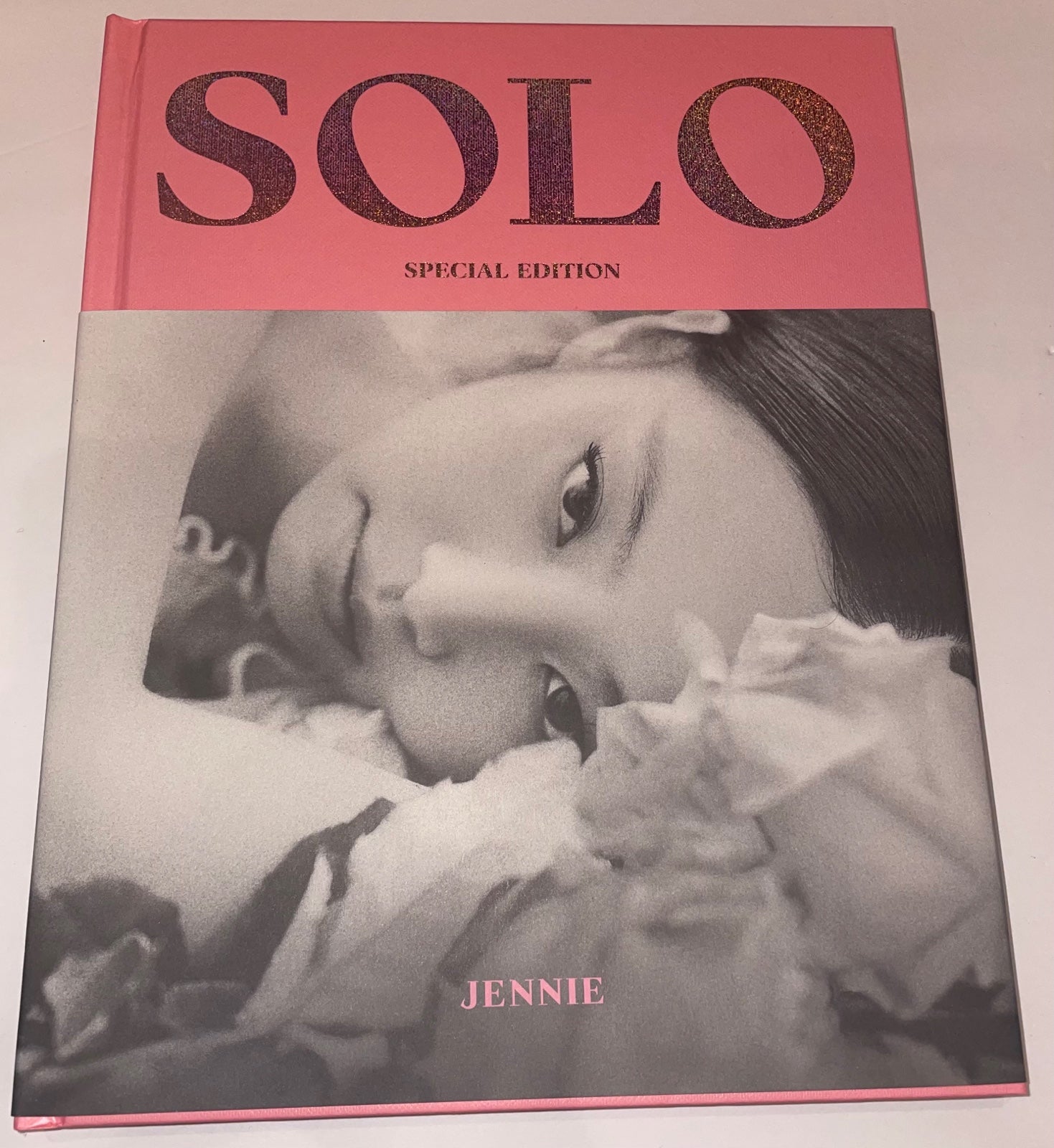 Jennie Limited Edition Solo Photobook