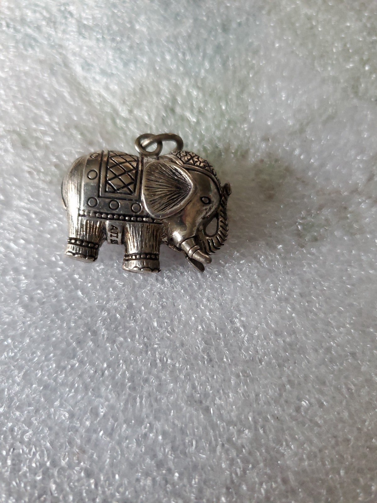 925 Elephant Charm 1in Silver Indonesia