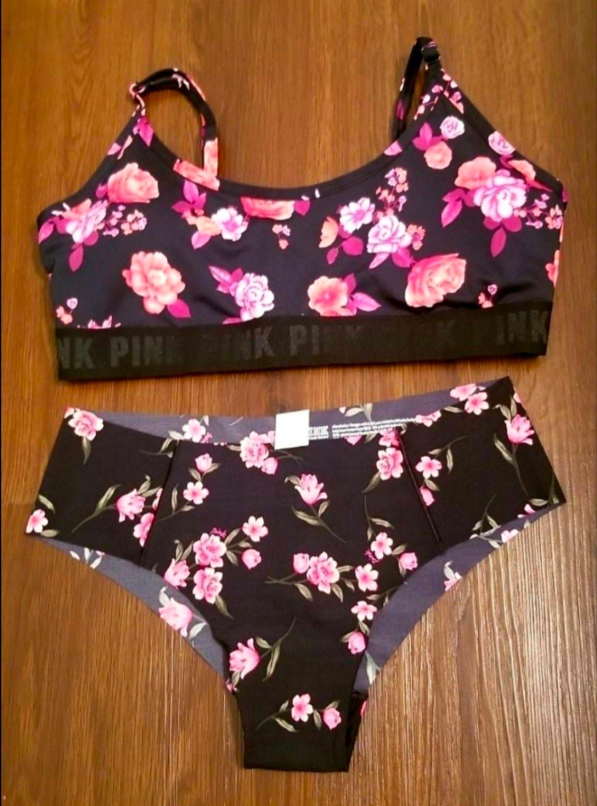 PINK ULTIMATE LIGHTLY LINED SPORT BRA AND MATCHING PANTY