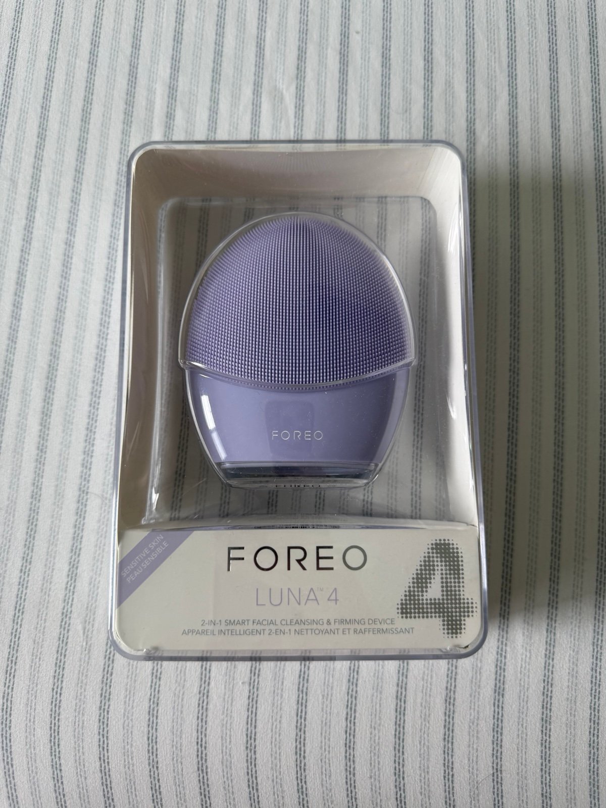 FOREO Luna 4 Cleansing Device