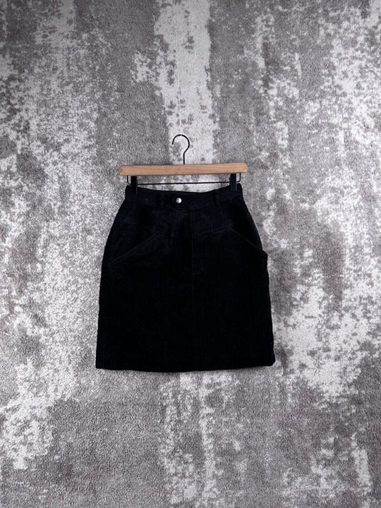 Moussy Skirt 2 Women Black Ribbed Corduroy Mini Pencil