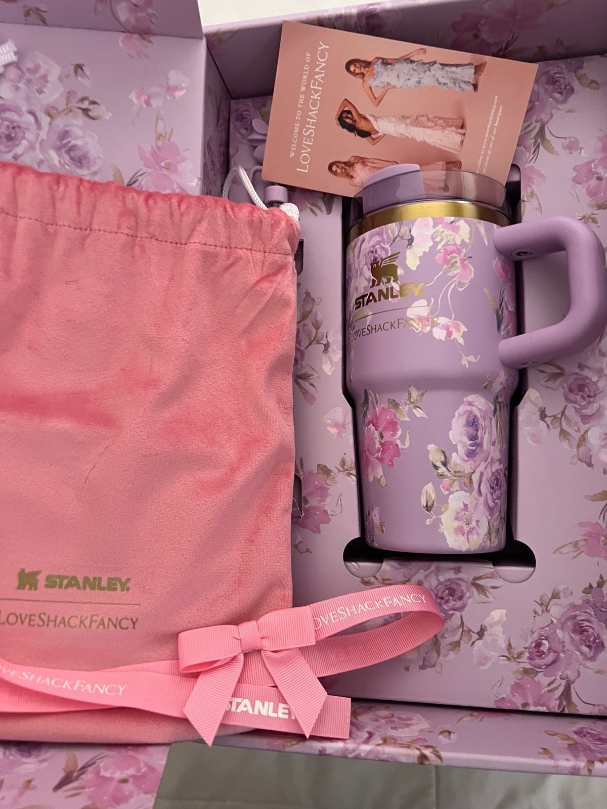 New LoveShack “Happy Thoughts” 20oz Stanley