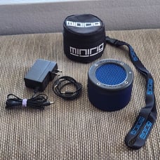 Minirig 3 Black Portable Wireless Bluetooth Speaker with case