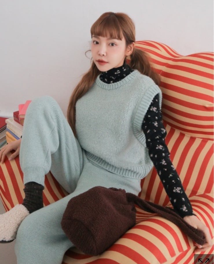Korean Stylenanda Wool Blend Knit Vest Pants set