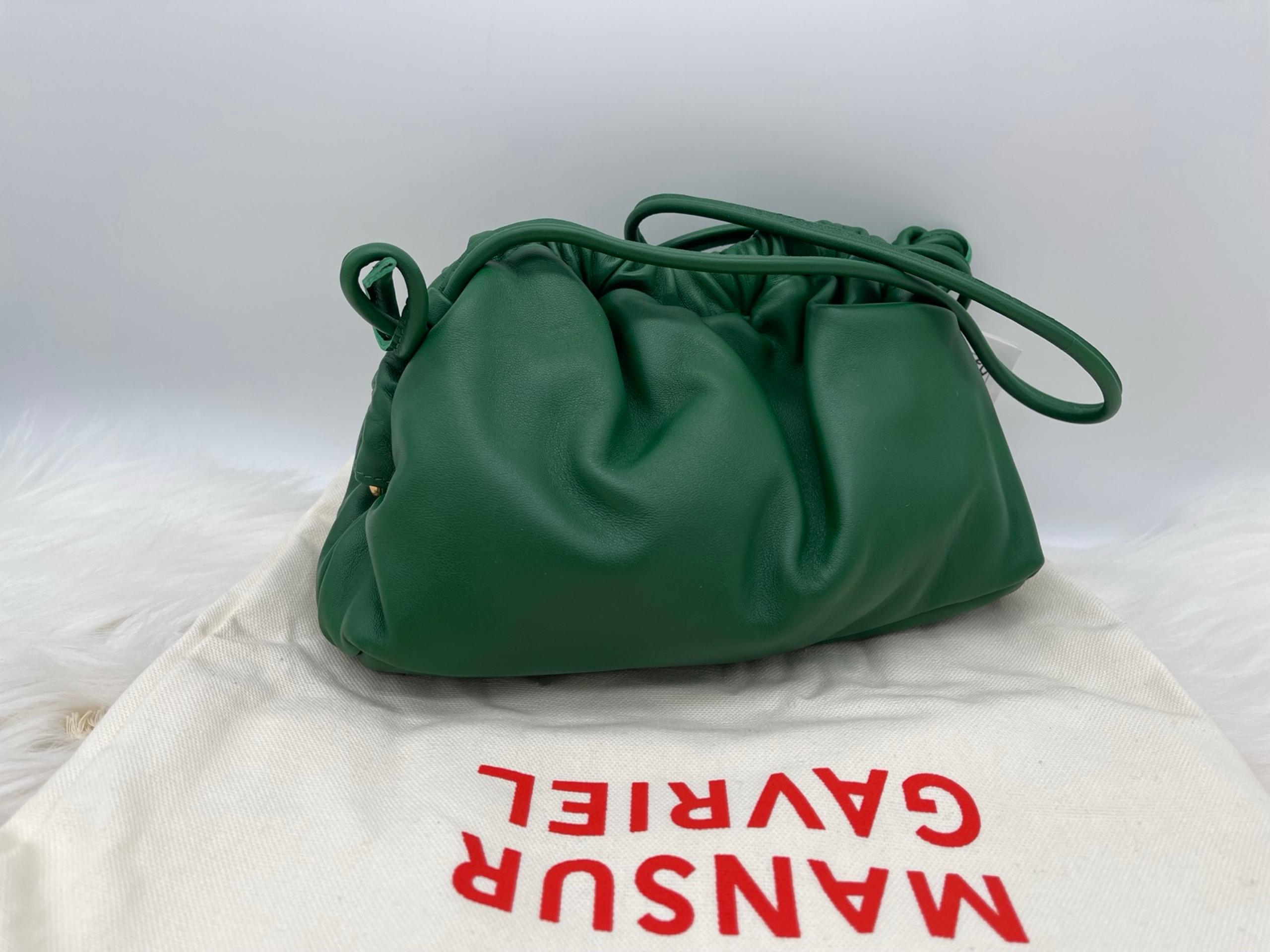 AUTH NWT $545 Mansur Gavriel Cloud Mini Lambskin Leather Clutch Crossbody-Leaf