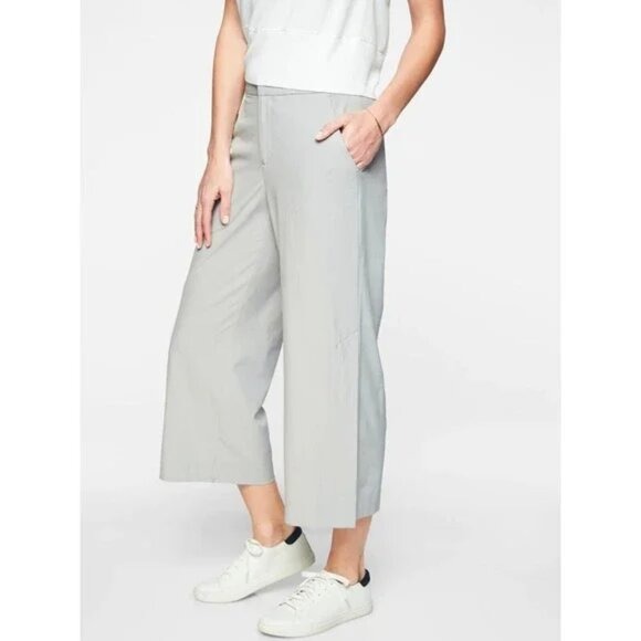 ATHLETA Tribeca Crop Pant Galactic Grey 281969 Wide Leg Snap Hem Lightweight 10