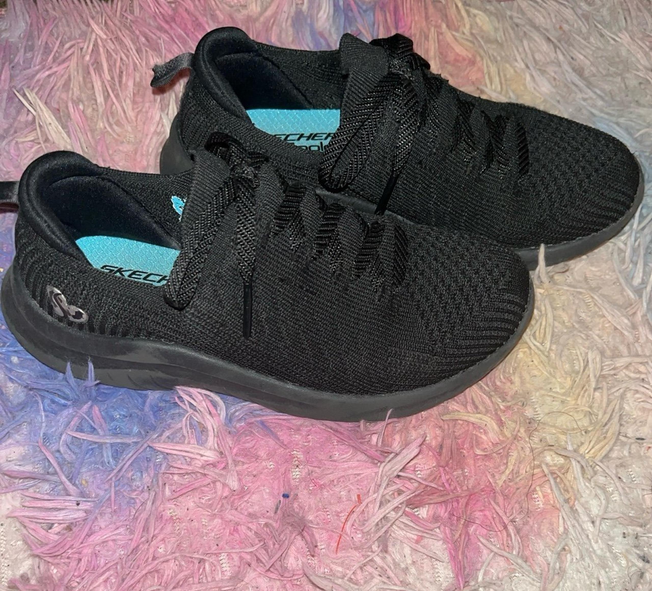 Girls sketchers size 1