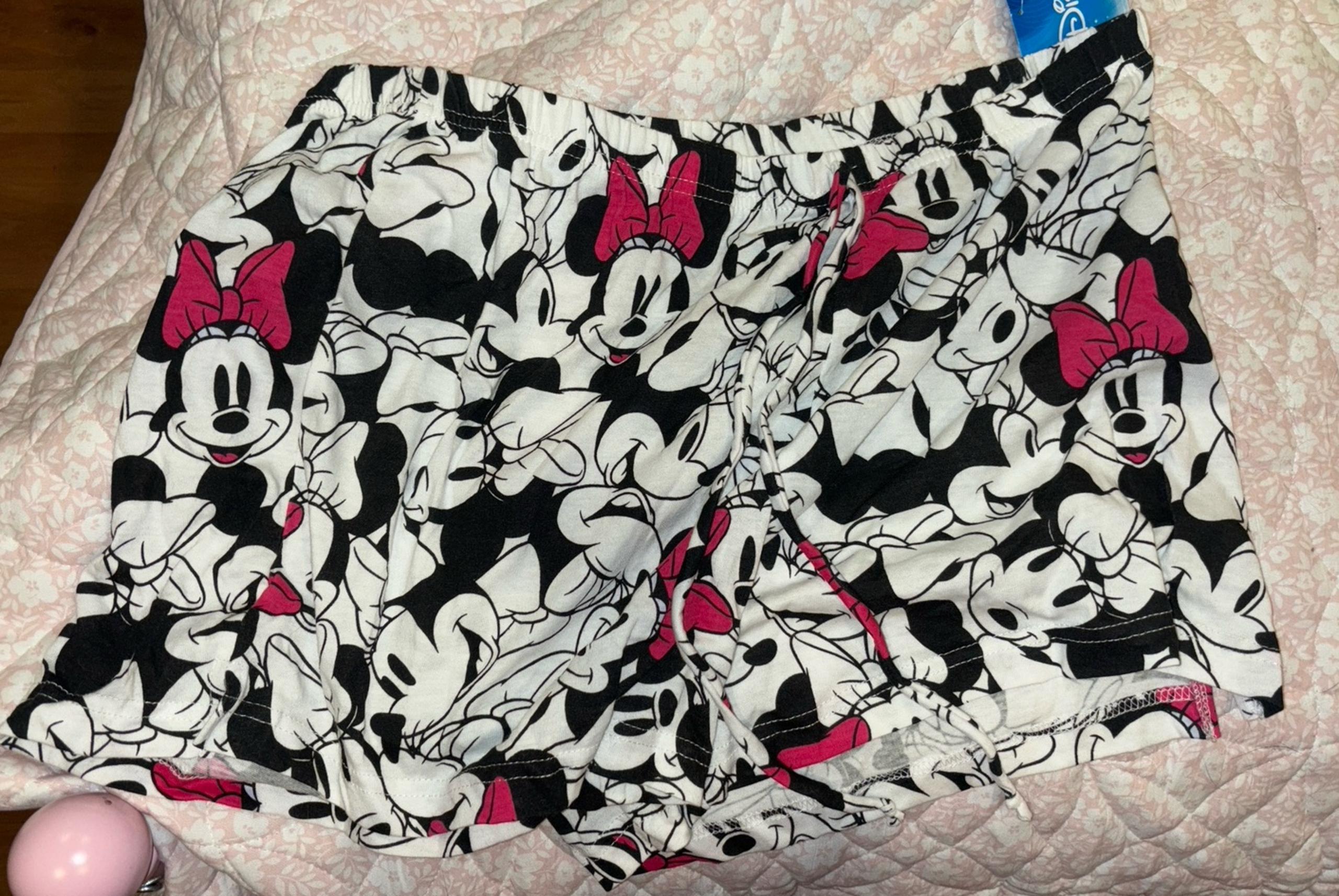 Minnie mouse Disney shorts XL