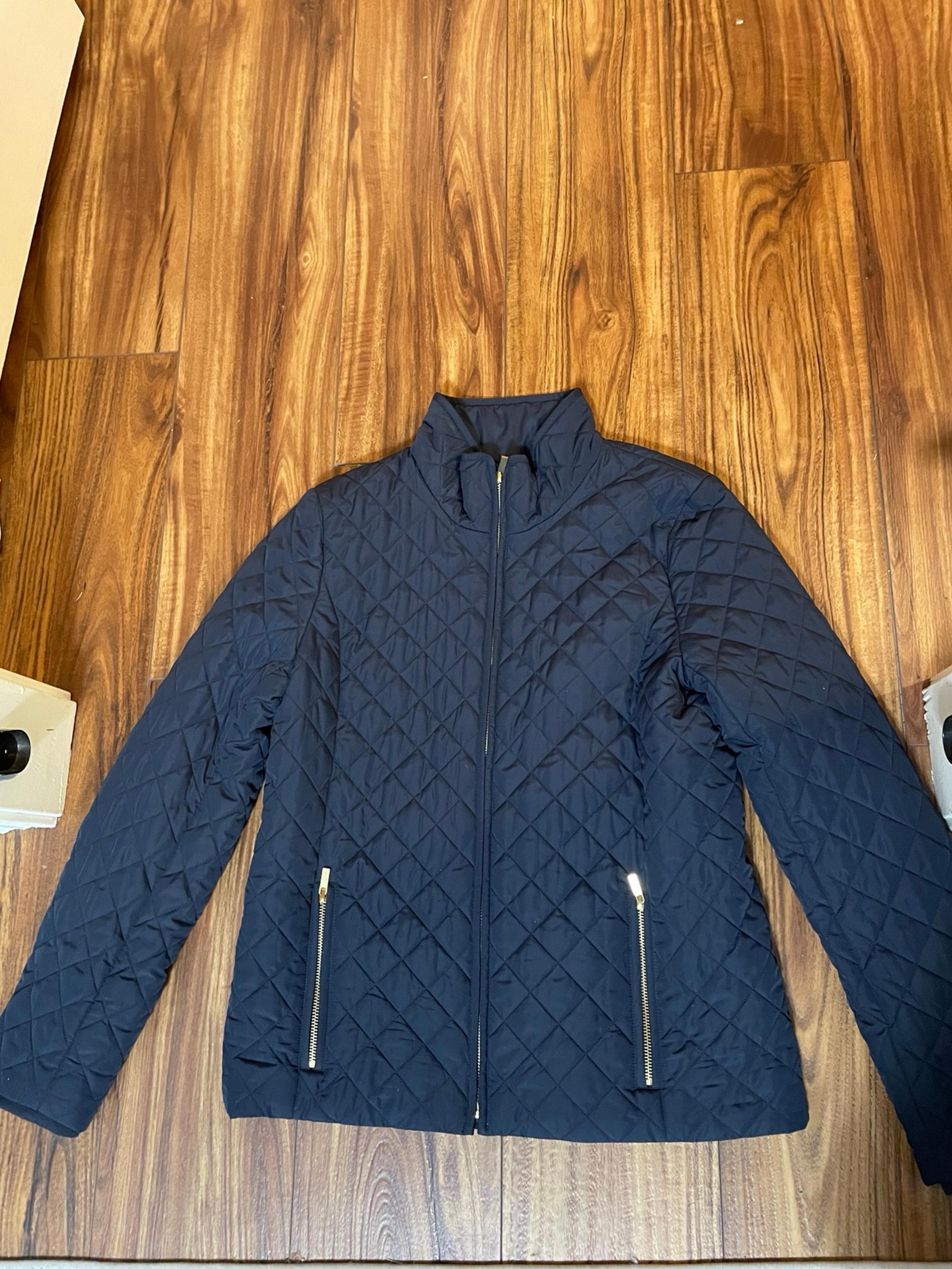 J. CREW Factory Quilted Jacket in Blue !  Barn Coat M Medium Zip Womens