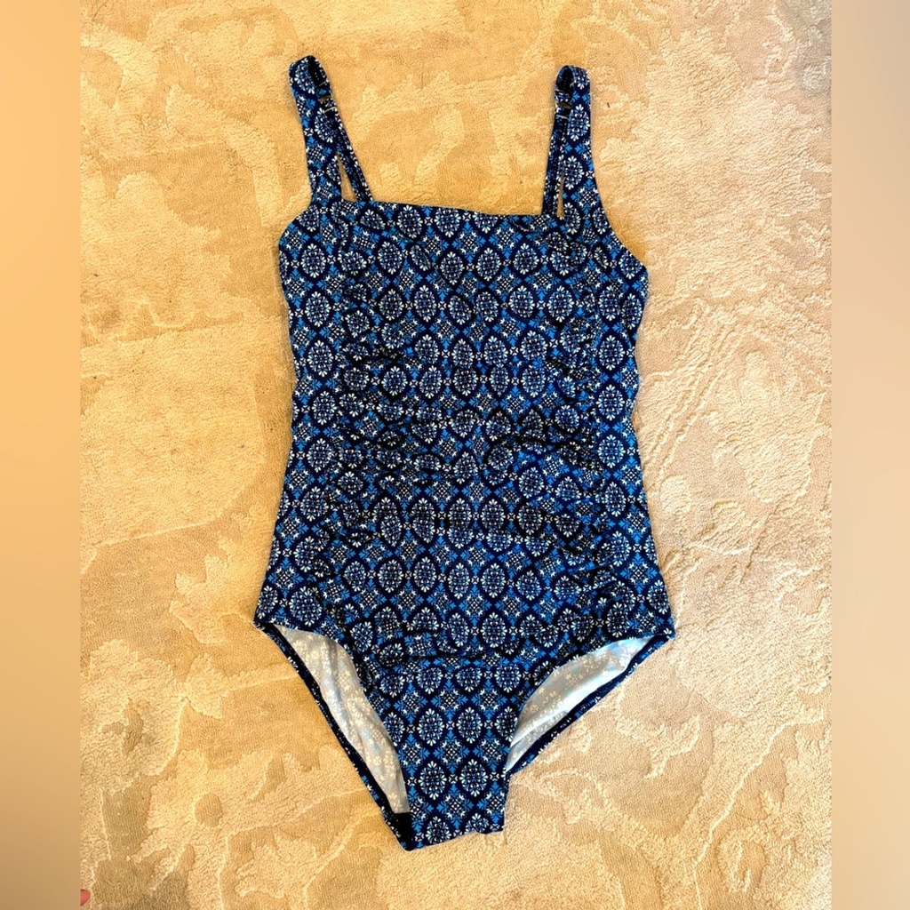 L.L. Bean Women's Swimwear Squareneck Tanksuit Print 10 Regular