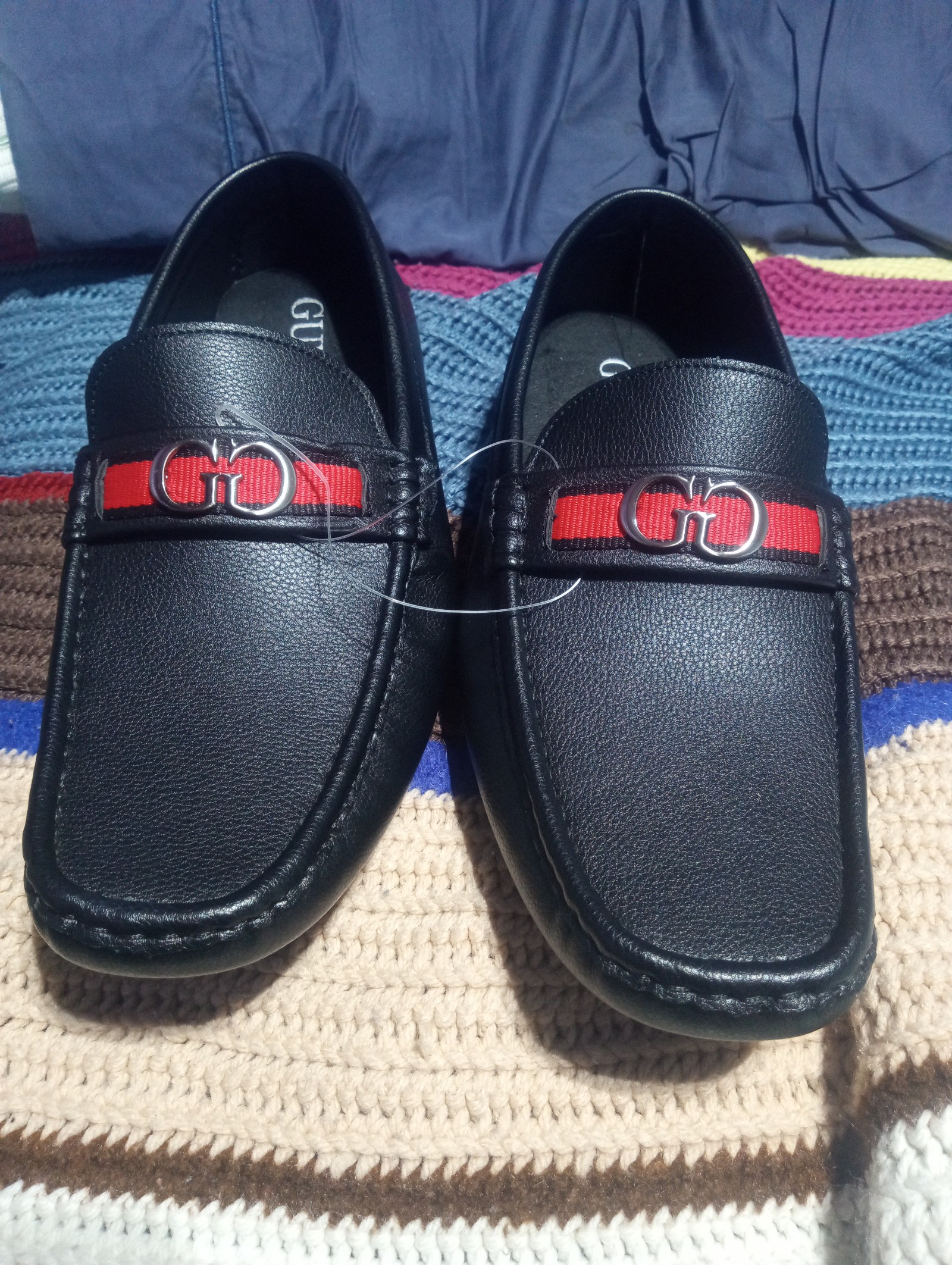 Guess shoes size 9 ,5