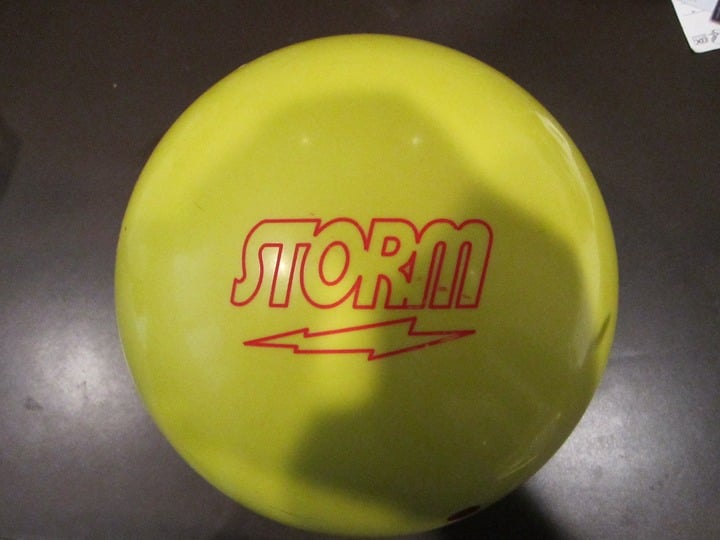 Amazon.com : Storm Bowling Products Yellow Sun LE Bowling