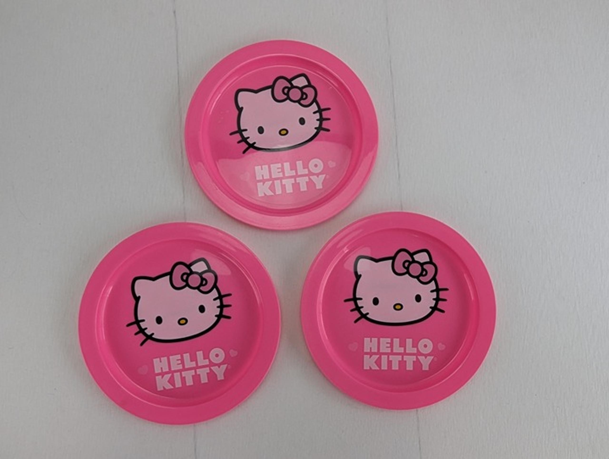 Sanrio Pink Hello Kitty Plastic Plates Set of 3 Round 10.5" Haixin