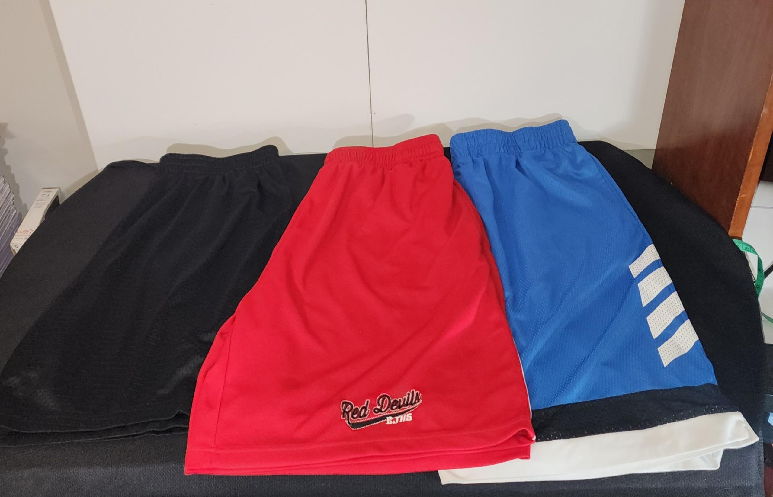 Mens size Large Athletic shorts lot of 3 pairs.  F3