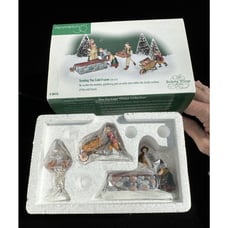 Dept 56 Dickens Village Tending The Cold Frame Set of 3 Figures #58416 NIB NEW!