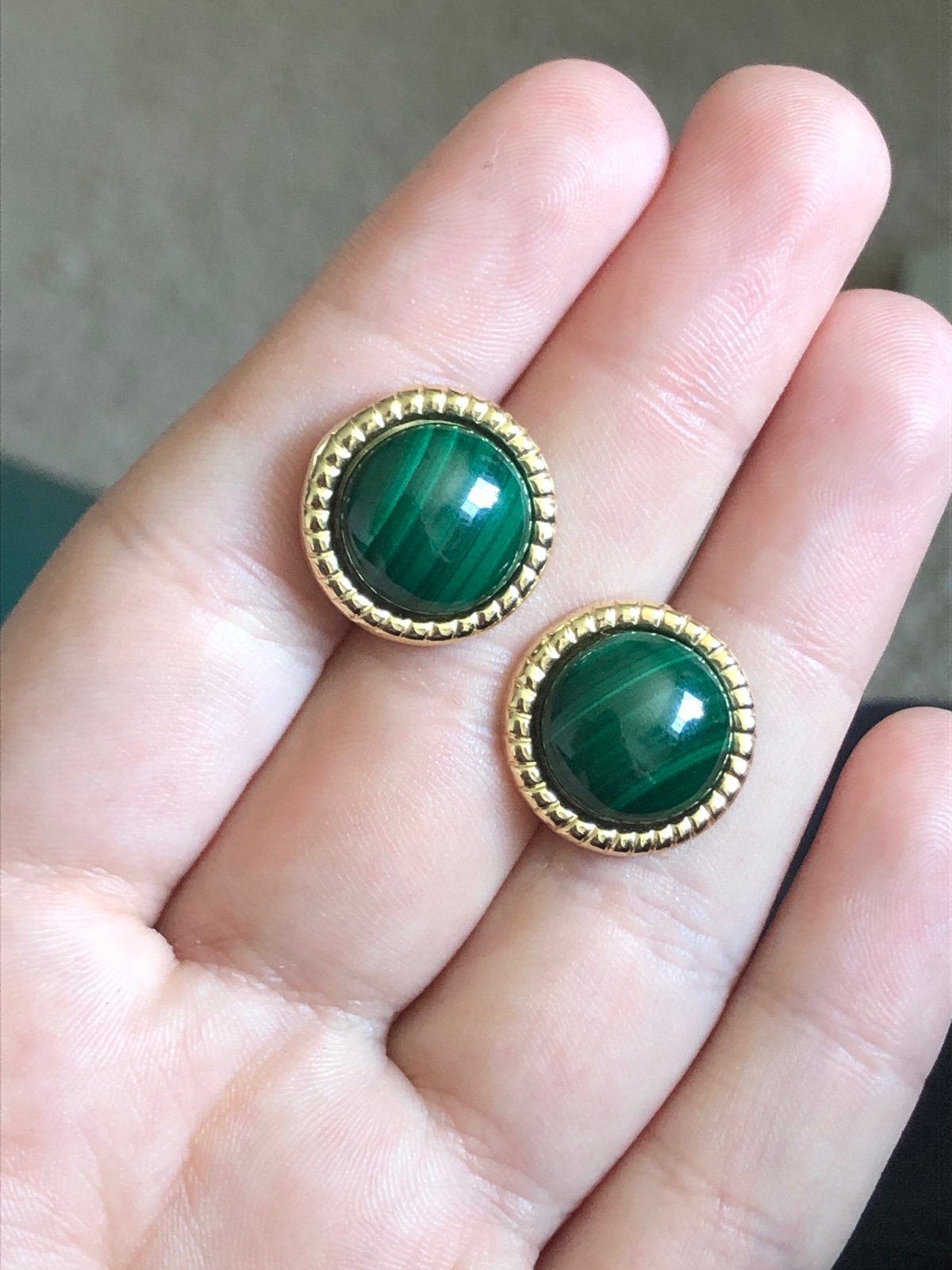 14k vintage malachite green stone earrings round Italian gold